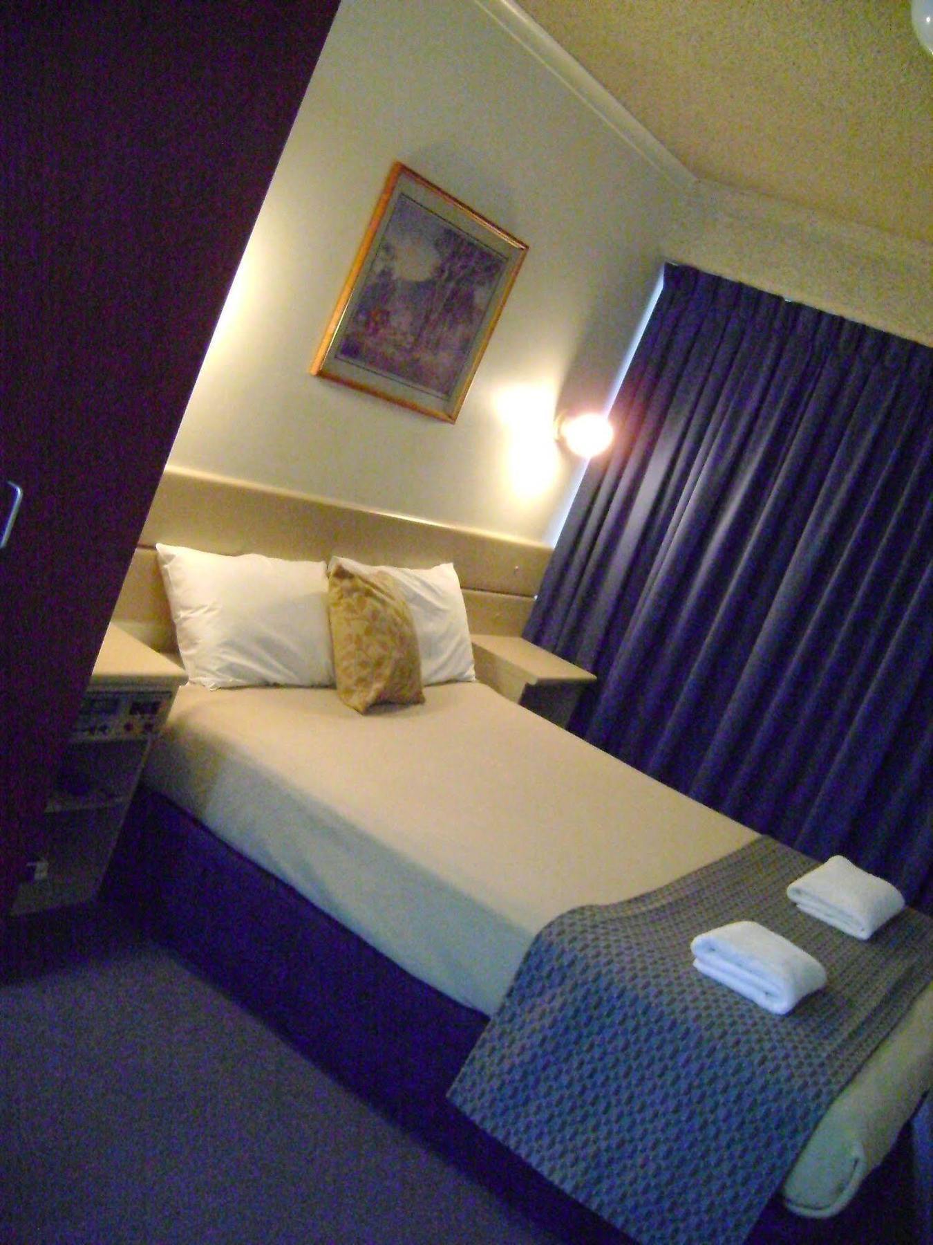 Rockhampton Court Motor Inn Exterior photo